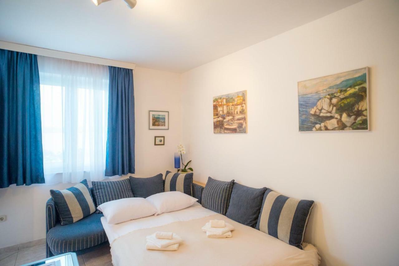 Apartment Lori Crikvenica Eksteriør billede